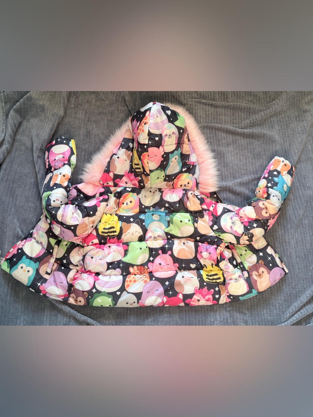 Rare Dolls Kill x Squishmallow Puffer Coat - Picture 2 of 7